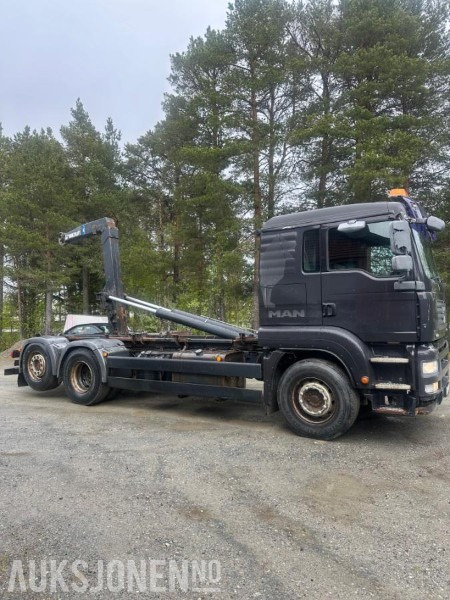 2007 MAN TGA 26.440 6X2-2 BL krokbil - Φορτηγό φόρτωσης γάντζου: φωτογραφία 2 2007 MAN TGA 26.440 6X2-2 BL krokbil - Φορτηγό φόρτωσης γάντζου: φωτογραφία 2