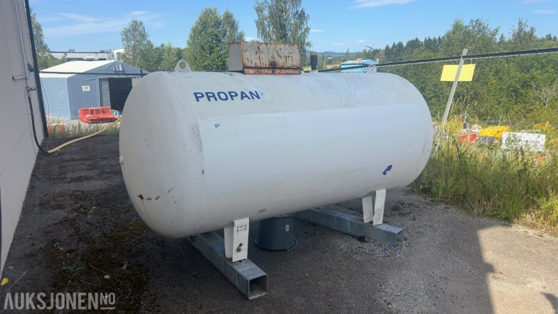 2007 Propantank 2.7 m³ Stasjonær - Εξοπλισμού κατασκευών: φωτογραφία 3 2007 Propantank 2.7 m³ Stasjonær - Εξοπλισμού κατασκευών: φωτογραφία 3