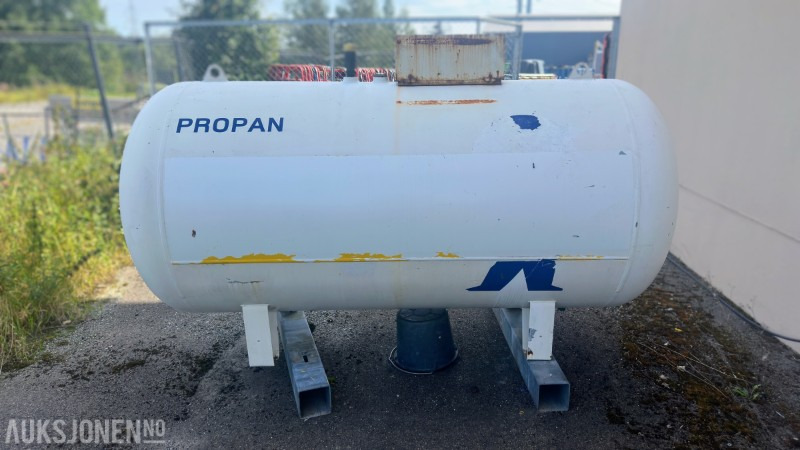 2007 Propantank 2.7 m³ Stasjonær - Εξοπλισμού κατασκευών: φωτογραφία 5 2007 Propantank 2.7 m³ Stasjonær - Εξοπλισμού κατασκευών: φωτογραφία 5