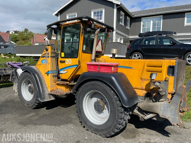 2008 Wille 855C-C44 med snøskuffe og skjær - Ελαστιχοφόρος φορτωτής: φωτογραφία 2 2008 Wille 855C-C44 med snøskuffe og skjær - Ελαστιχοφόρος φορτωτής: φωτογραφία 2