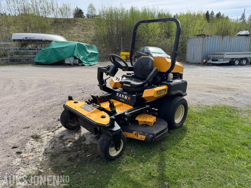 Εξοπλισμού κατασκευών 2009 Cub Cadet TANK S 60 – Diesel - Zero-Turn Gressklipper – Reparasjonsobjekt: φωτογραφία 1