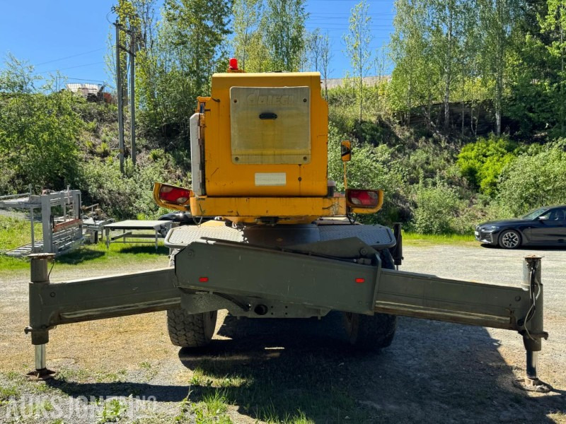 2009 Dieci Pegasus 40.25 rundtomsvingende teleskoptruck med kurv / vinsj / pallegaffler - Τηλεσκοπικός φορτωτής: φωτογραφία 4 2009 Dieci Pegasus 40.25 rundtomsvingende teleskoptruck med kurv / vinsj / pallegaffler - Τηλεσκοπικός φορτωτής: φωτογραφία 4