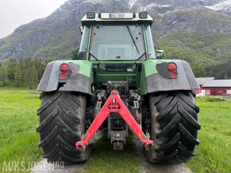 2011 Fendt 718 Vario - Frontlaster - Front hydraulikk - PTO foran - 50 km/t - Τρακτέρ: φωτογραφία 5 2011 Fendt 718 Vario - Frontlaster - Front hydraulikk - PTO foran - 50 km/t - Τρακτέρ: φωτογραφία 5