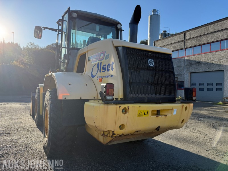 2011 New Holland W130B hjullaster – kun 3 580 timer - Ελαστιχοφόρος φορτωτής: φωτογραφία 4 2011 New Holland W130B hjullaster – kun 3 580 timer - Ελαστιχοφόρος φορτωτής: φωτογραφία 4