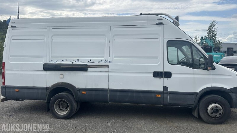 2013 IVECO DAILY 70C17 EEV 3,0 170 HK | DIESELVARMER | ARBEIDSLYS | HENGERFESTE 3500 KG - Κοινοτικο όχημα/ Ειδικό όχημα: φωτογραφία 4 2013 IVECO DAILY 70C17 EEV 3,0 170 HK | DIESELVARMER | ARBEIDSLYS | HENGERFESTE 3500 KG - Κοινοτικο όχημα/ Ειδικό όχημα: φωτογραφία 4
