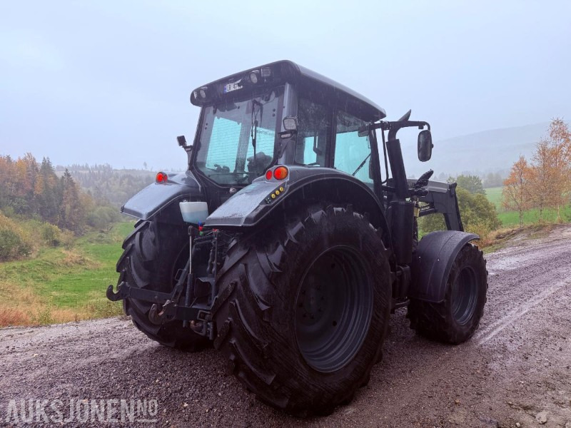 2013 Valtra N143 Direct med fronthydraulikk og kraftuttak(PTO) - Nylig EU godkjent - Τρακτέρ: φωτογραφία 3 2013 Valtra N143 Direct med fronthydraulikk og kraftuttak(PTO) - Nylig EU godkjent - Τρακτέρ: φωτογραφία 3