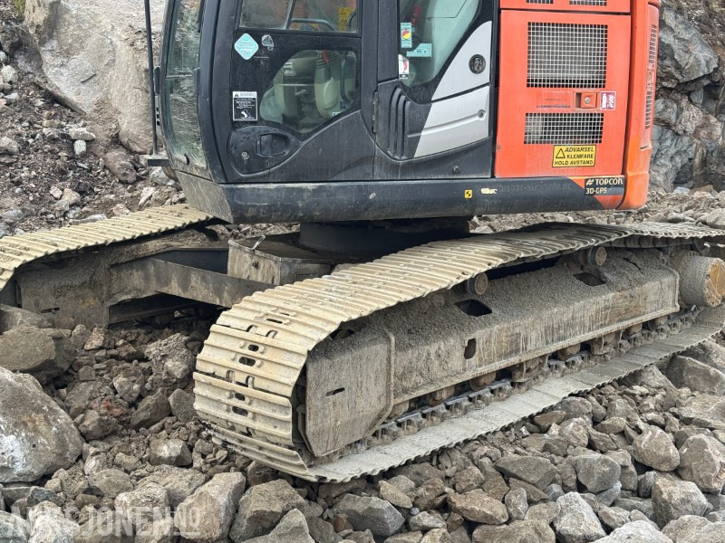 2014 Hitachi ZX225USLC-5B Beltegraver med tiltrotator og pusseskuffe - Εκσκαφέας: φωτογραφία 4 2014 Hitachi ZX225USLC-5B Beltegraver med tiltrotator og pusseskuffe - Εκσκαφέας: φωτογραφία 4