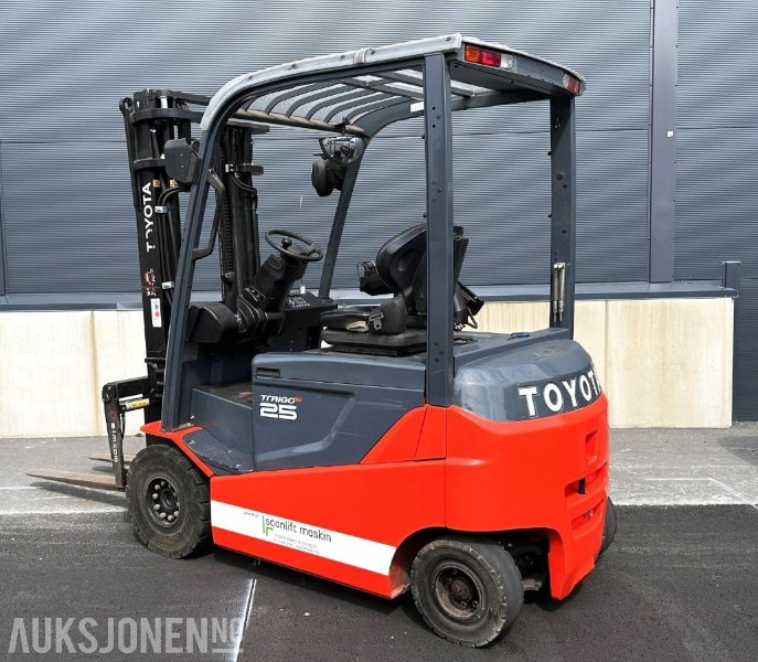 2014 Toyota 8FBMKT25 – 2,5T elektrisk gaffeltruck - Ανυψωτικό μηχάνημα: φωτογραφία 3 2014 Toyota 8FBMKT25 – 2,5T elektrisk gaffeltruck - Ανυψωτικό μηχάνημα: φωτογραφία 3