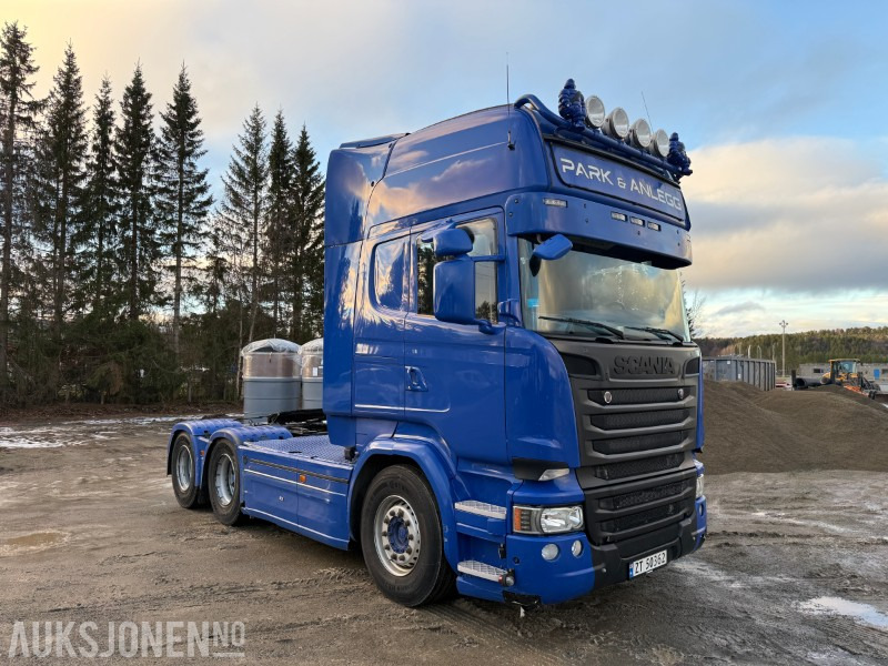 2015 Scania R-serie 6x4 Påkostet - Brøyterigget - Tipphydraulikk - Sprederhydraulikk - 675 643km - Τράκτορας: φωτογραφία 3 2015 Scania R-serie 6x4 Påkostet - Brøyterigget - Tipphydraulikk - Sprederhydraulikk - 675 643km - Τράκτορας: φωτογραφία 3