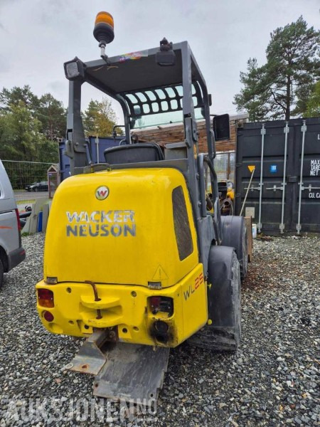 2015 Wacker Neuson WL 25 hjullaster med kost og skuff - Φορτωτής πλάγιας ολίσθησης: φωτογραφία 3 2015 Wacker Neuson WL 25 hjullaster med kost og skuff - Φορτωτής πλάγιας ολίσθησης: φωτογραφία 3