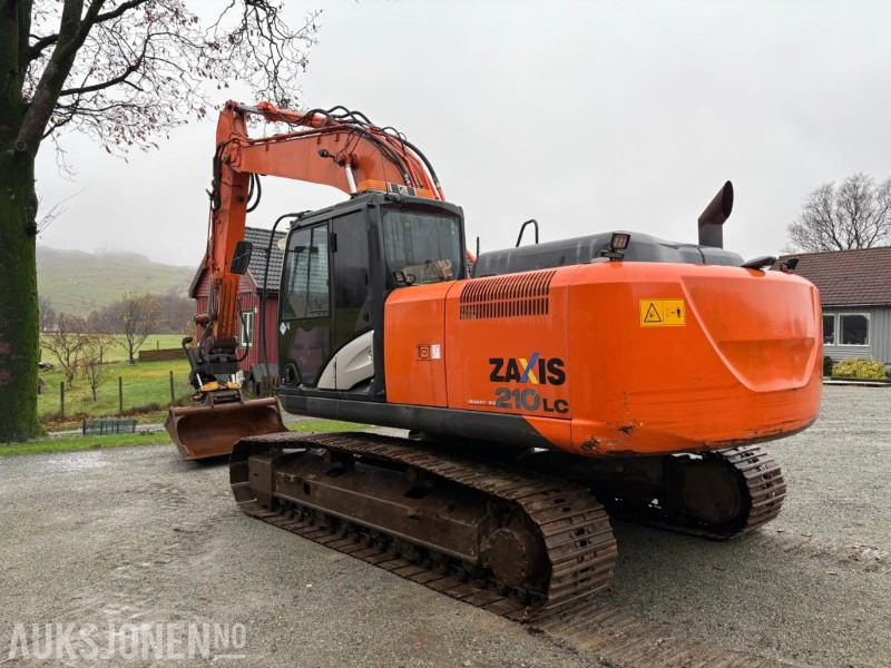 2016 Hitachi ZX210LC-5B med Engcon tiltrotator, planeringsskuffe og Gjerstad graveskuff - Εκσκαφέας: φωτογραφία 5 2016 Hitachi ZX210LC-5B med Engcon tiltrotator, planeringsskuffe og Gjerstad graveskuff - Εκσκαφέας: φωτογραφία 5