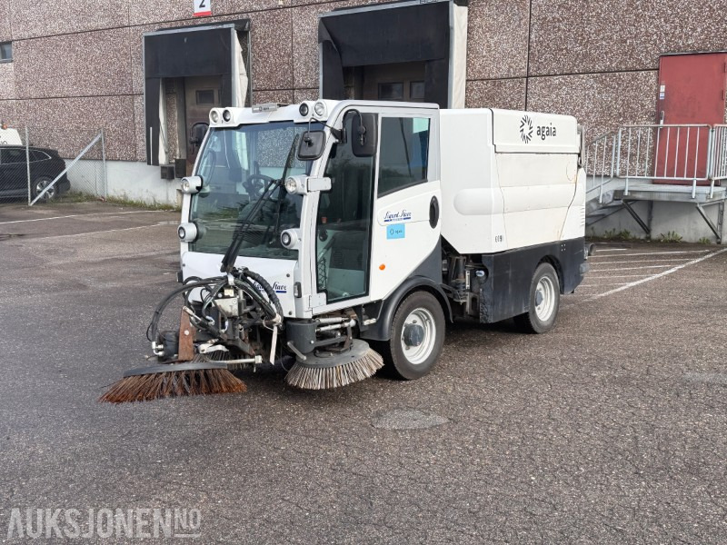 2017 Bucher CityCat 2020XL Feiemaskin / Euro 6 - Βιομηχανικός εξοπλισμός: φωτογραφία 1 2017 Bucher CityCat 2020XL Feiemaskin / Euro 6 - Βιομηχανικός εξοπλισμός: φωτογραφία 1