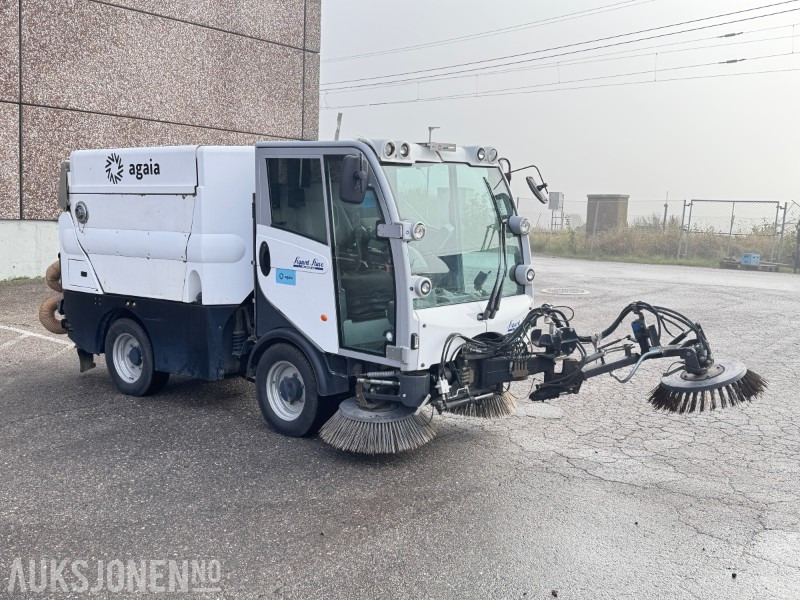 2017 Bucher CityCat 2020XL Feiemaskin / Euro 6 - Βιομηχανικός εξοπλισμός: φωτογραφία 3 2017 Bucher CityCat 2020XL Feiemaskin / Euro 6 - Βιομηχανικός εξοπλισμός: φωτογραφία 3