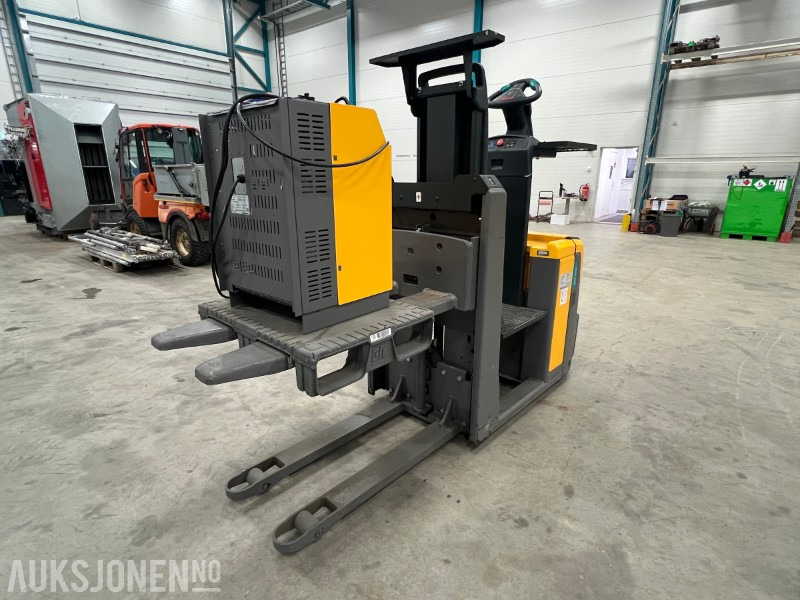 2017 Jungheinrich ECE 310 HP - Ανυψωτικό μηχάνημα: φωτογραφία 5 2017 Jungheinrich ECE 310 HP - Ανυψωτικό μηχάνημα: φωτογραφία 5