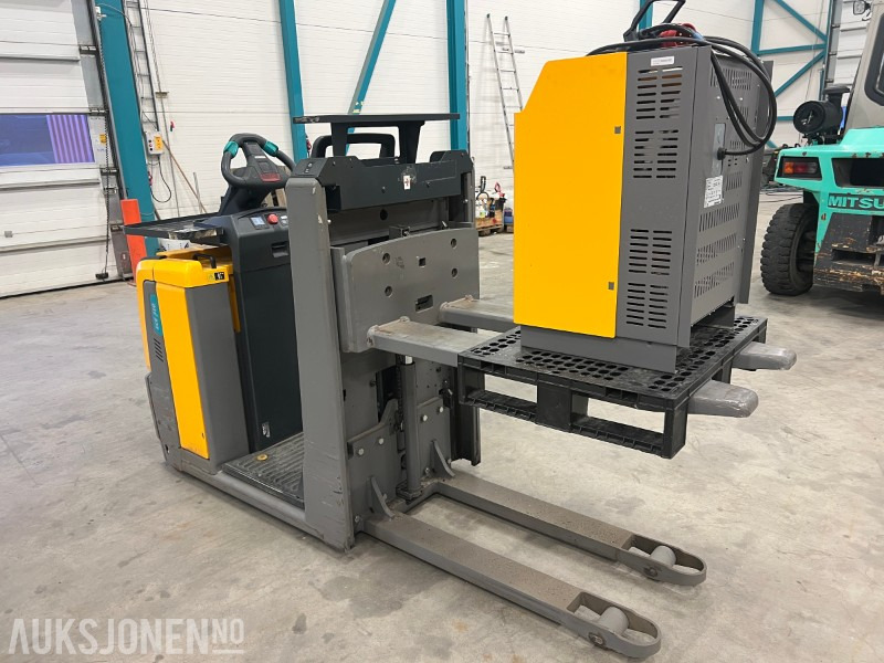 2017 Jungheinrich ECE 310 HP - Ανυψωτικό μηχάνημα: φωτογραφία 3 2017 Jungheinrich ECE 310 HP - Ανυψωτικό μηχάνημα: φωτογραφία 3