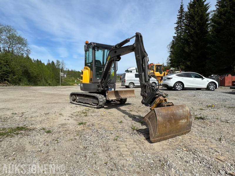 2017 Volvo ECR25D m/Engcon tiltrotator, SE-klype, 3 skuffer, vibroplate, 891 timer, Minigraver - Μίνι εκσκαφέας: φωτογραφία 3 2017 Volvo ECR25D m/Engcon tiltrotator, SE-klype, 3 skuffer, vibroplate, 891 timer, Minigraver - Μίνι εκσκαφέας: φωτογραφία 3