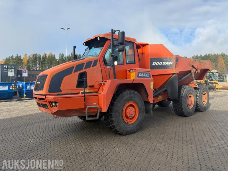 2018 Doosan DA30 DUMPER SERVICEHISTORIKK SENTRALSMØRING. - Ανατρεπόμενο όχημα: φωτογραφία 1 2018 Doosan DA30 DUMPER SERVICEHISTORIKK SENTRALSMØRING. - Ανατρεπόμενο όχημα: φωτογραφία 1