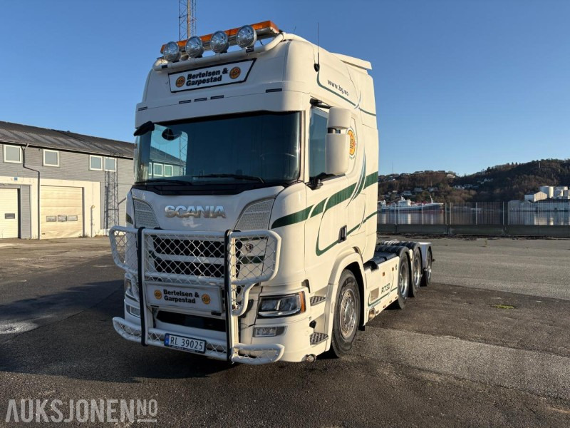 2019 Scania R730 6X4X2 Tungtrekker Euro6 maks vogntogvekt 150tonn - Τράκτορας: φωτογραφία 1 2019 Scania R730 6X4X2 Tungtrekker Euro6 maks vogntogvekt 150tonn - Τράκτορας: φωτογραφία 1