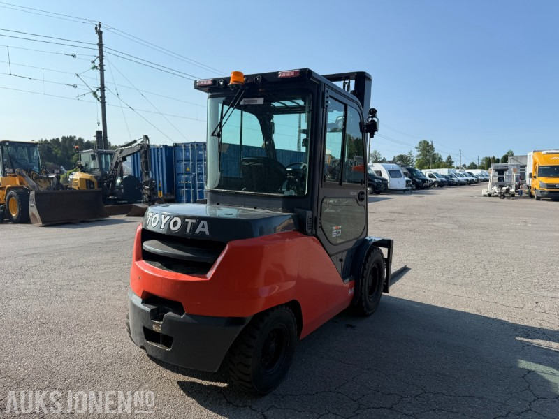 2019 Toyota 40-8FD45N Dieselmotvektstruck - KUN 1120 timer - Ανυψωτικό μηχάνημα: φωτογραφία 5 2019 Toyota 40-8FD45N Dieselmotvektstruck - KUN 1120 timer - Ανυψωτικό μηχάνημα: φωτογραφία 5