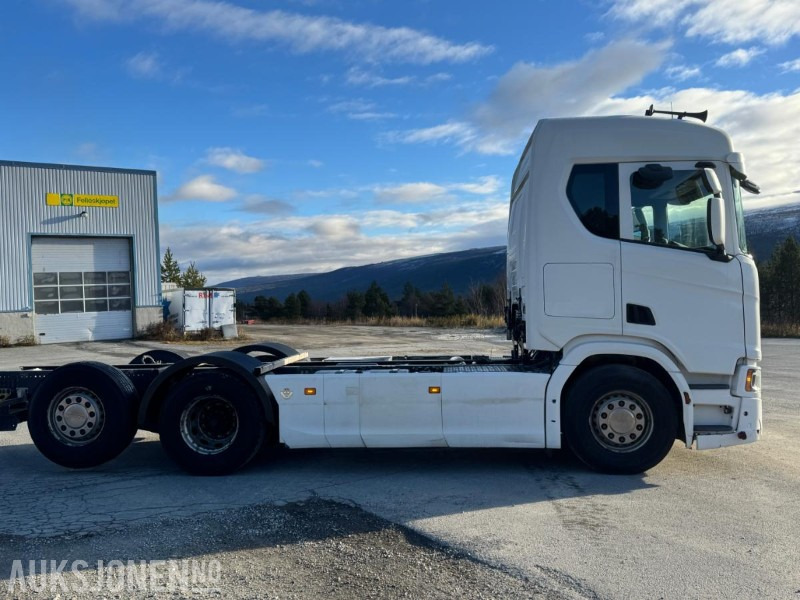 2020 Scania R580 CHASSIS, V8, EURO 6, SVING AKSEL 3, DIESELVARMER, - Φορτηγό σασί: φωτογραφία 5 2020 Scania R580 CHASSIS, V8, EURO 6, SVING AKSEL 3, DIESELVARMER, - Φορτηγό σασί: φωτογραφία 5