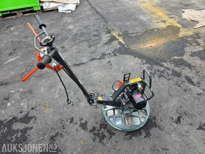 2021 Husqvarna BG245 helikopter/glattemaskin - 220 V - 1,5kW - Οδοστρωτήρας: φωτογραφία 4 2021 Husqvarna BG245 helikopter/glattemaskin - 220 V - 1,5kW - Οδοστρωτήρας: φωτογραφία 4