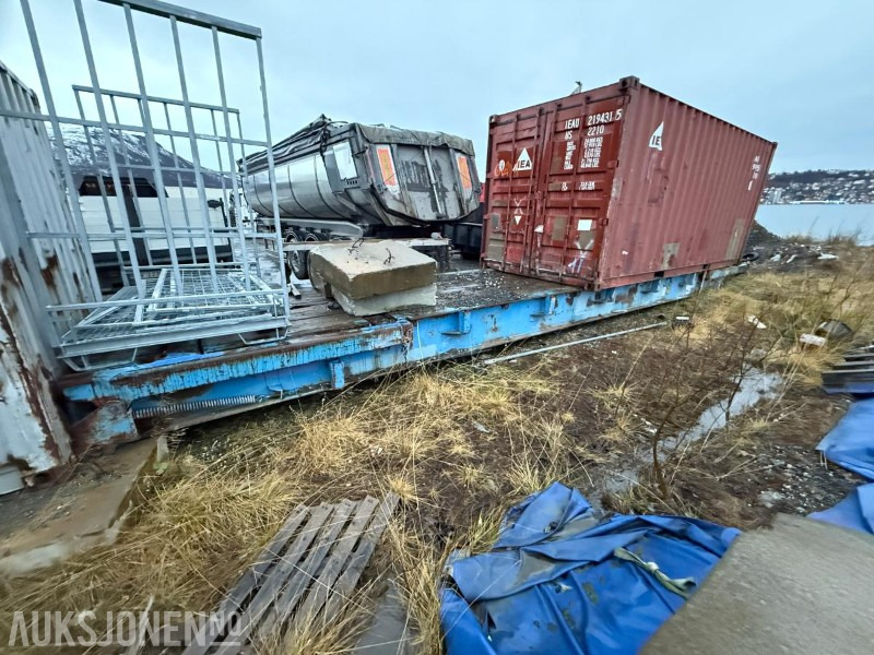 40 Fots flak til sidelaster - med støttelabber - Ανοιχτό αμάξωμα: φωτογραφία 1 40 Fots flak til sidelaster - med støttelabber - Ανοιχτό αμάξωμα: φωτογραφία 1