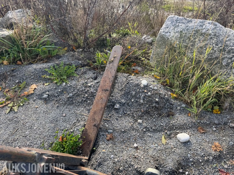 Ålø Pallegaffler tynne gaffler - Ålø feste - Γεωργικά μηχανήματα: φωτογραφία 3 Ålø Pallegaffler tynne gaffler - Ålø feste - Γεωργικά μηχανήματα: φωτογραφία 3