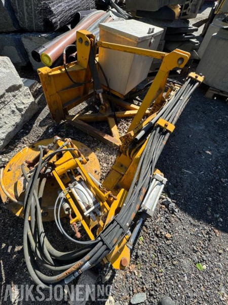 Feiekost til traktor/lastebil - Εξοπλισμού κατασκευών: φωτογραφία 2 Feiekost til traktor/lastebil - Εξοπλισμού κατασκευών: φωτογραφία 2