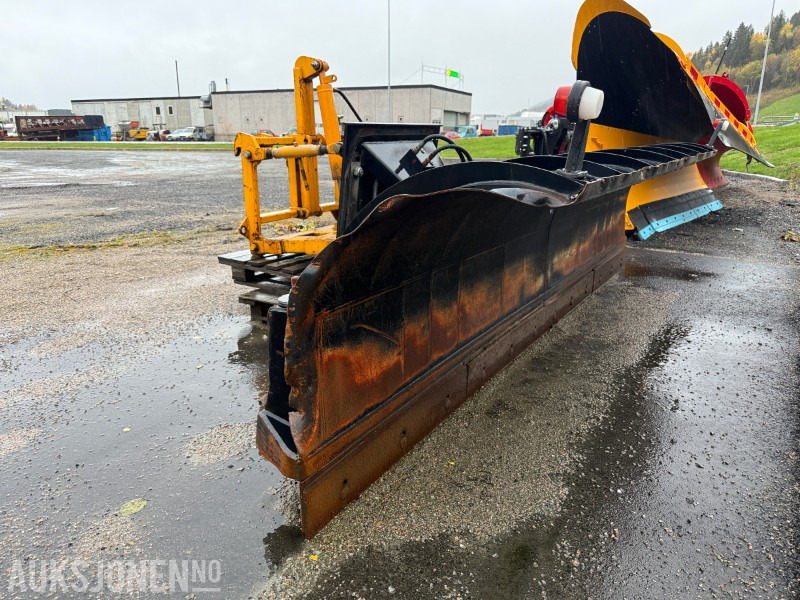 Gradmeko Plog med Markeringslys, Paralellogram og Fjærbelastet slitestål - Φορτηγό: φωτογραφία 2 Gradmeko Plog med Markeringslys, Paralellogram og Fjærbelastet slitestål - Φορτηγό: φωτογραφία 2