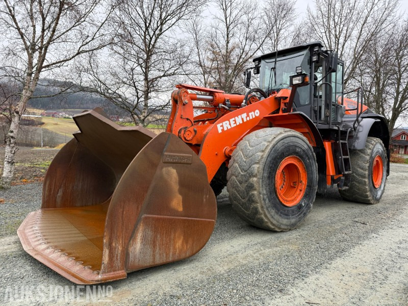 Εκσκαφέας Hitachi ZW 310-6 Lite timer etter alder - kun 4242t: φωτογραφία 1