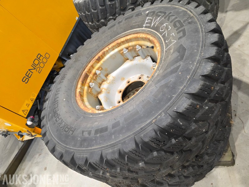 Nokian traktor dekk vinterdekk med pigg - Γεωργικά μηχανήματα: φωτογραφία 5 Nokian traktor dekk vinterdekk med pigg - Γεωργικά μηχανήματα: φωτογραφία 5