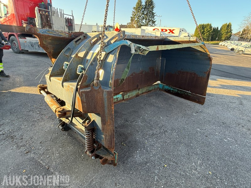 Stark Lametal UA4800 U-plog - Γεωργικά μηχανήματα: φωτογραφία 1 Stark Lametal UA4800 U-plog - Γεωργικά μηχανήματα: φωτογραφία 1