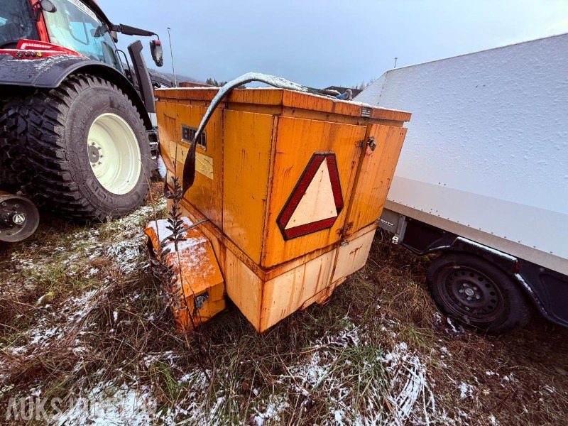 Tilhenger Kompressor O.MALMKVIST AB BINI 610 - Rep objekt - Εξοπλισμού κατασκευών: φωτογραφία 5 Tilhenger Kompressor O.MALMKVIST AB BINI 610 - Rep objekt - Εξοπλισμού κατασκευών: φωτογραφία 5