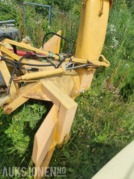 Traktor Snøfres 3 punkter feste med hydraulisk utkast - Γεωργικά μηχανήματα: φωτογραφία 3 Traktor Snøfres 3 punkter feste med hydraulisk utkast - Γεωργικά μηχανήματα: φωτογραφία 3