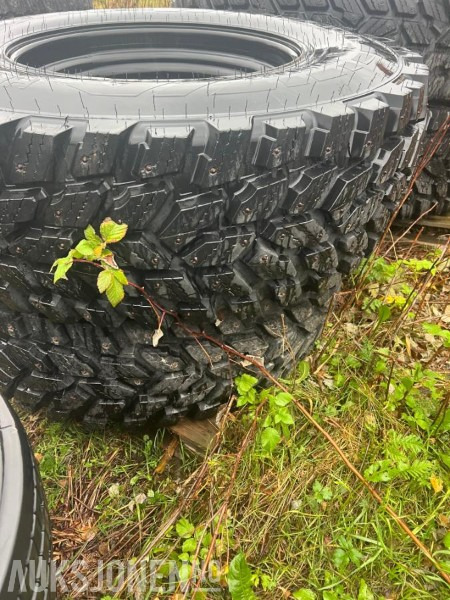Vinter hjulsett Hakkapelitta tri 540/80R38 og 440/80R28 - Γεωργικά μηχανήματα: φωτογραφία 1 Vinter hjulsett Hakkapelitta tri 540/80R38 og 440/80R28 - Γεωργικά μηχανήματα: φωτογραφία 1