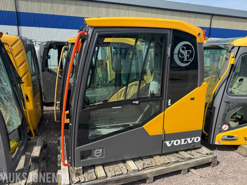 Volvo Førerhus til EC140E, EC160E, EC180E, EW160E, EWR150E, EWR170E - Εξοπλισμού κατασκευών: φωτογραφία 1 Volvo Førerhus til EC140E, EC160E, EC180E, EW160E, EWR150E, EWR170E - Εξοπλισμού κατασκευών: φωτογραφία 1