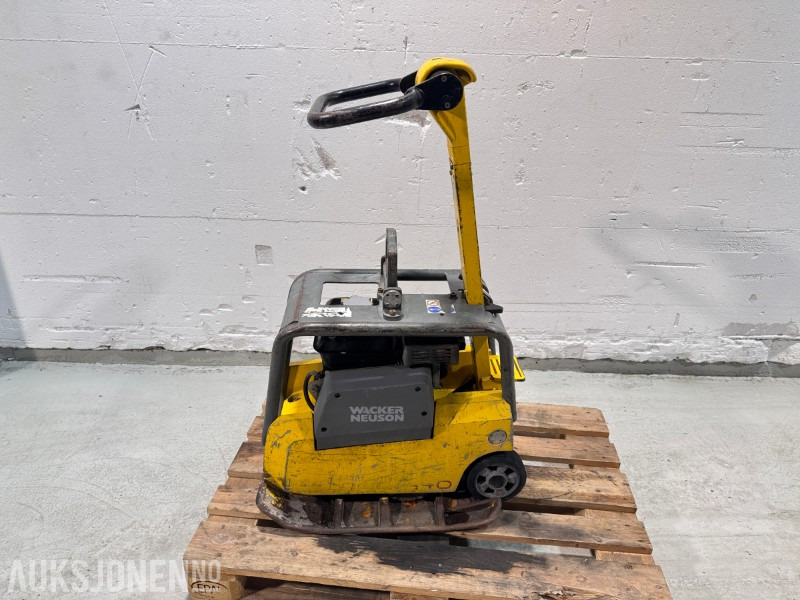 Wacker Neuson BPU2540A vibroplate / 145kg - Οδοστρωτήρας: φωτογραφία 1 Wacker Neuson BPU2540A vibroplate / 145kg - Οδοστρωτήρας: φωτογραφία 1