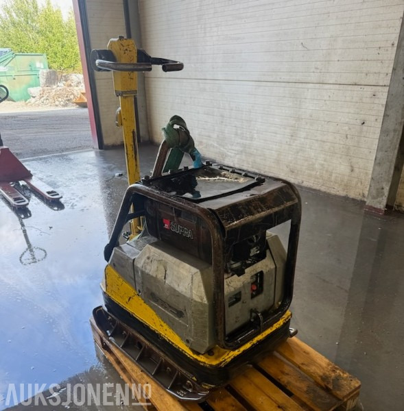 Wacker Supra Vibroplate - Οδοστρωτήρας: φωτογραφία 2 Wacker Supra Vibroplate - Οδοστρωτήρας: φωτογραφία 2