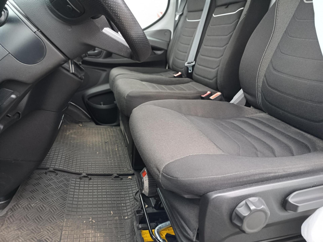 IVECO Daily 35S18V - Βαν: φωτογραφία 2 IVECO Daily 35S18V - Βαν: φωτογραφία 2