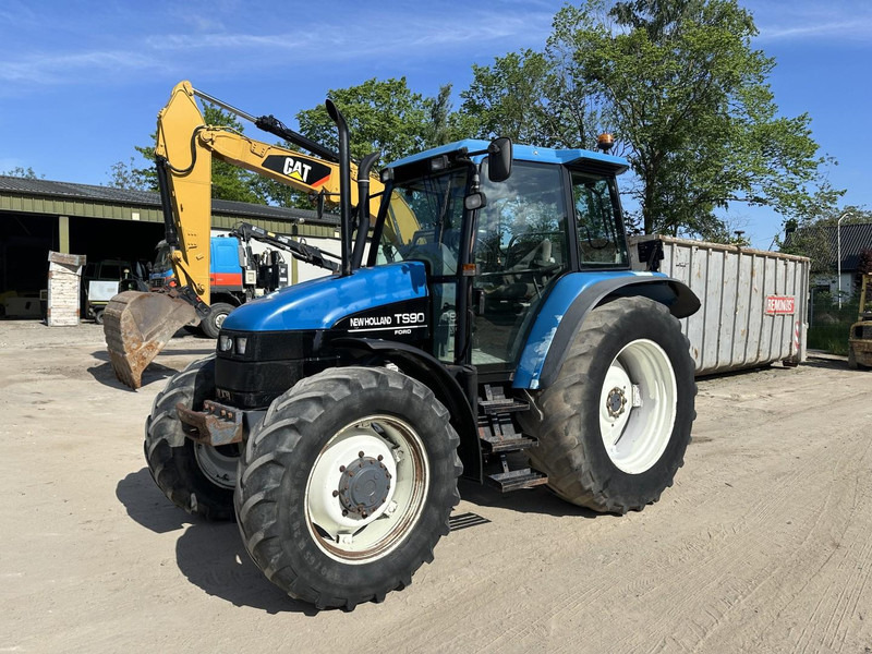 New Holland TS 90 - Τρακτέρ: φωτογραφία 2 New Holland TS 90 - Τρακτέρ: φωτογραφία 2