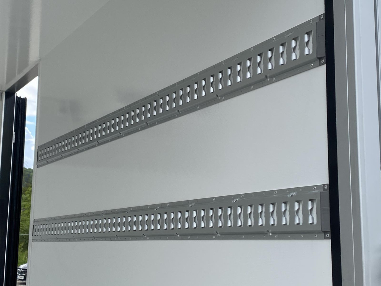 Καινούριο Επαγγελματικό αυτοκίνητο ψυγείο MERCEDES BENZ SPRINTER  317 CDI | DOPPELREGIME TIEFKÜHLKOFFER + BACKSLEEPER: φωτογραφία 14