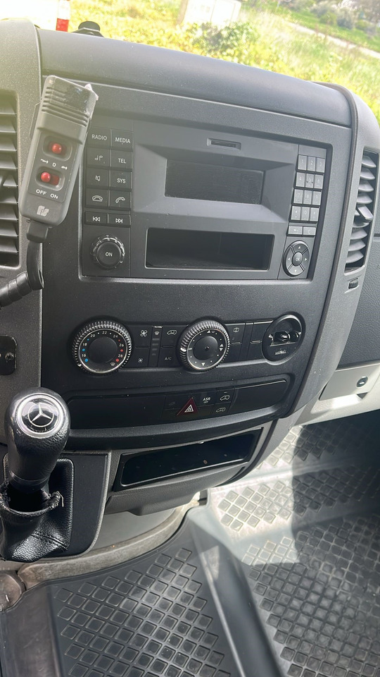 Leasing Mercedes Benz AMBULANCE Lot of 10 units Sprinter 313 CDI Automatic Mercedes Benz AMBULANCE Lot of 10 units Sprinter 313 CDI Automatic: φωτογραφία 8