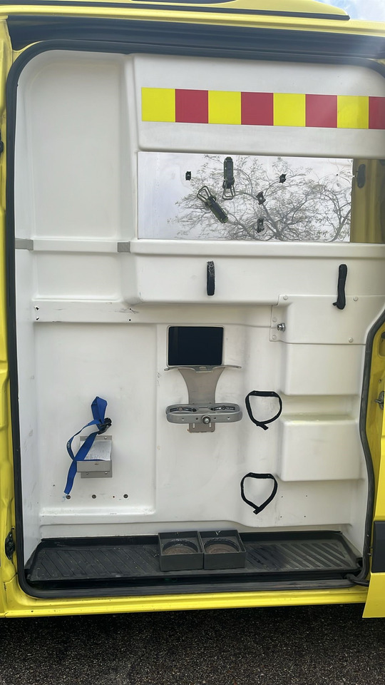 Leasing Mercedes Benz AMBULANCE Lot of 10 units Sprinter 313 CDI Automatic Mercedes Benz AMBULANCE Lot of 10 units Sprinter 313 CDI Automatic: φωτογραφία 7