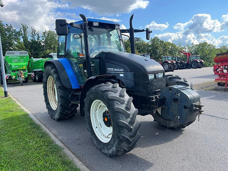 New Holland TS 115 - Τρακτέρ: φωτογραφία 5 New Holland TS 115 - Τρακτέρ: φωτογραφία 5