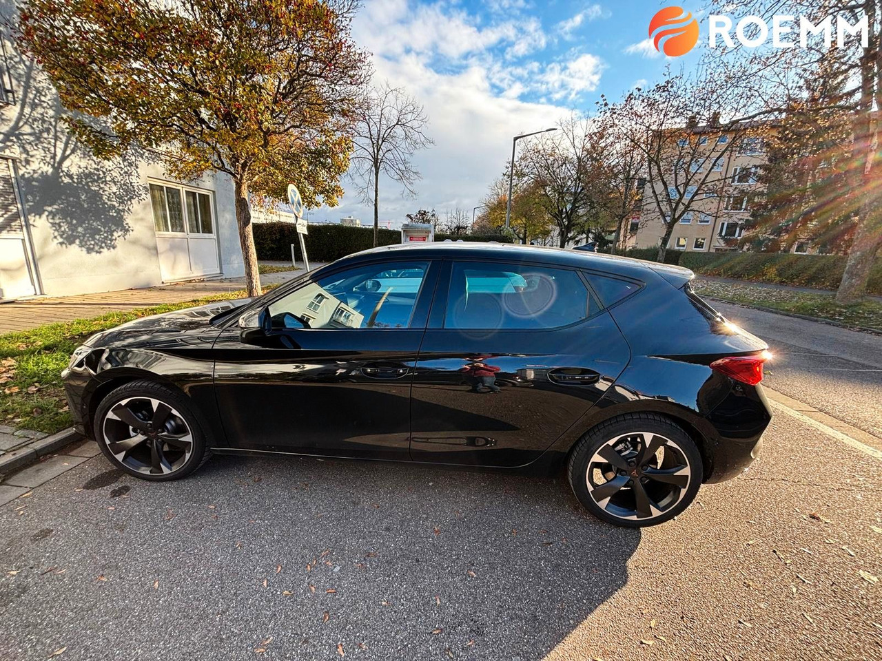 Cupra Leon Basis*ACC*LED*Tacho Digital*DAB*Memory* - Λιμουζίνα/ Sedan: φωτογραφία 2 Cupra Leon Basis*ACC*LED*Tacho Digital*DAB*Memory* - Λιμουζίνα/ Sedan: φωτογραφία 2
