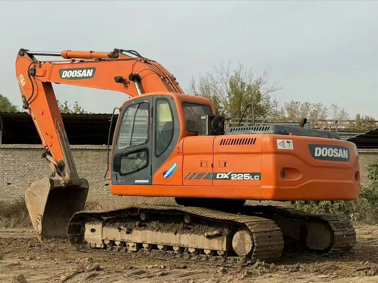 Doosan Used Excavator 225 DX225 DX300 DH150W DX300 DX420 DX520 Second hand Crawler Excavators in Excellent Work Condition - Ερπυστριοφόρος εκσκαφέας: φωτογραφία 1 Doosan Used Excavator 225 DX225 DX300 DH150W DX300 DX420 DX520 Second hand Crawler Excavators in Excellent Work Condition - Ερπυστριοφόρος εκσκαφέας: φωτογραφία 1