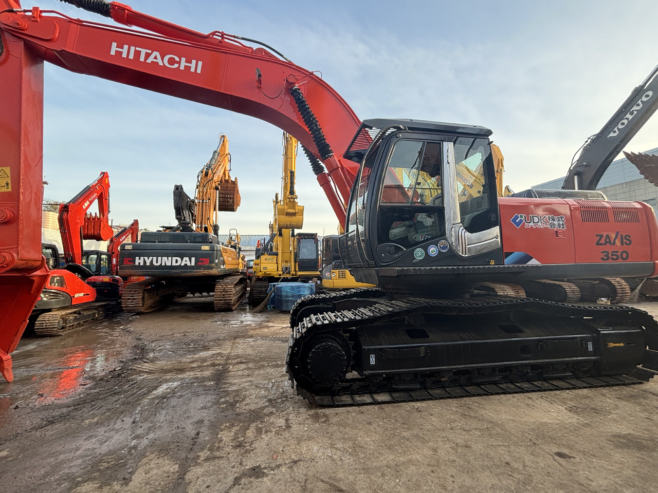 Hitachi Zx350 Used Excavator 35 Ton High Quality Secondhand Excavators Komatsu PC350 Doosan DX300 DX420 Caterpillar 336D2 Sany SY 365 Crawler Excavators for Sale - Ερπυστριοφόρος εκσκαφέας: φωτογραφία 1 Hitachi Zx350 Used Excavator 35 Ton High Quality Secondhand Excavators Komatsu PC350 Doosan DX300 DX420 Caterpillar 336D2 Sany SY 365 Crawler Excavators for Sale - Ερπυστριοφόρος εκσκαφέας: φωτογραφία 1