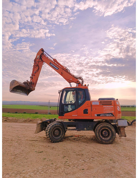 Doosan DX140W-3 *coming soon* - Τροχοφόρος εκσκαφέας: φωτογραφία 1 Doosan DX140W-3 *coming soon* - Τροχοφόρος εκσκαφέας: φωτογραφία 1