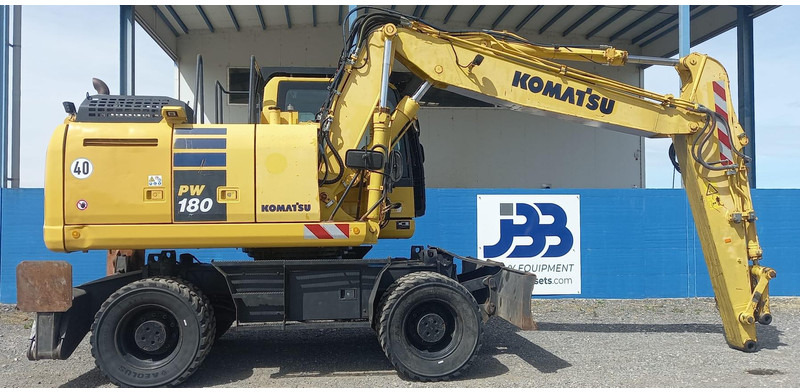Komatsu PW180-10 - Τροχοφόρος εκσκαφέας: φωτογραφία 2 Komatsu PW180-10 - Τροχοφόρος εκσκαφέας: φωτογραφία 2