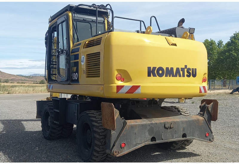 Komatsu PW180-10 - Τροχοφόρος εκσκαφέας: φωτογραφία 4 Komatsu PW180-10 - Τροχοφόρος εκσκαφέας: φωτογραφία 4
